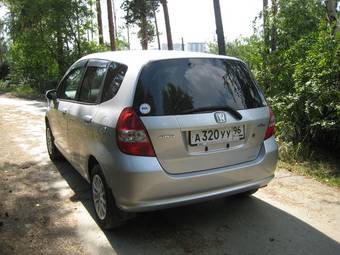 2002 Honda Fit Pictures