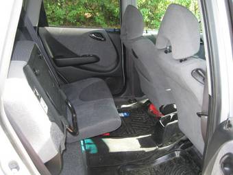 2002 Honda Fit Photos