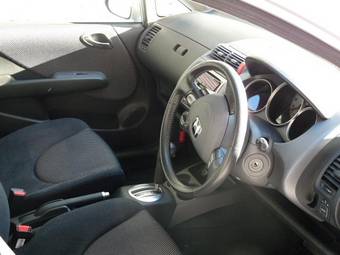 2002 Honda Fit Pictures