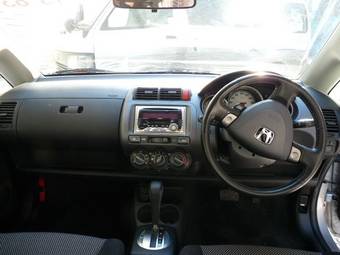 2002 Honda Fit Photos