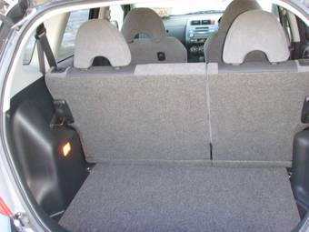 2002 Honda Fit Photos