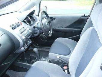 2002 Honda Fit Photos