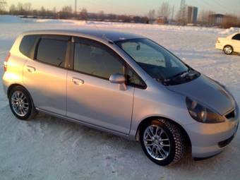 2002 Honda Fit Images