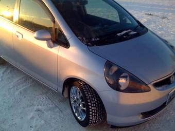 2002 Honda Fit Pictures