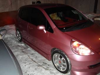 2002 Honda Fit Pictures