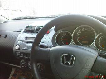 2002 Honda Fit Photos