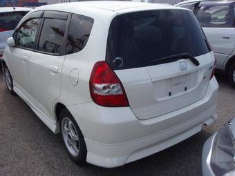 2002 Honda Fit Photos