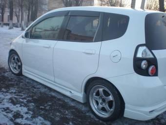 2002 Honda Fit Wallpapers