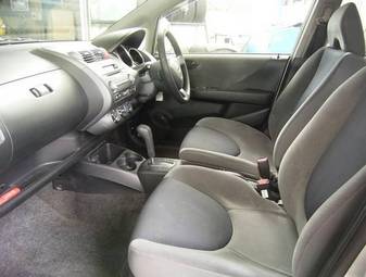 2002 Honda Fit Photos