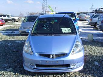 2002 Honda Fit Pictures