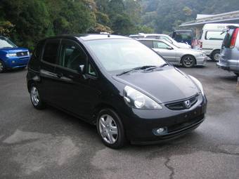 2002 Honda Fit Pictures