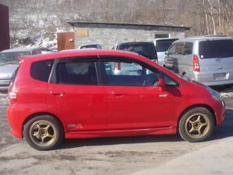 2002 Honda Fit Photos