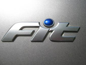 2002 Honda Fit Pictures