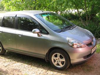 2002 Honda Fit Pictures
