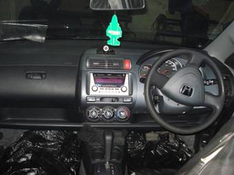 2002 Honda Fit Pictures
