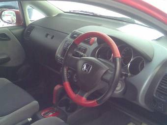 2002 Honda Fit Pictures