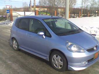 2002 Honda Fit Pictures