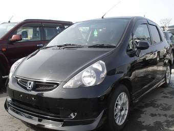 2002 Honda Fit Pics