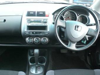 2002 Honda Fit Pictures