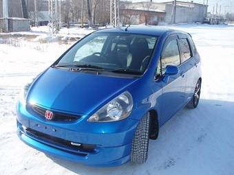 2002 Honda Fit Pictures