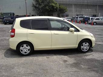 2002 Honda Fit Pics