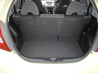 2002 Honda Fit Pictures