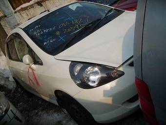 2002 Honda Fit Photos