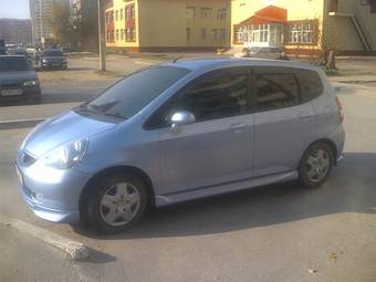 2002 Honda Fit Photos