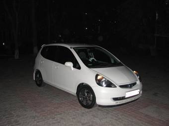 2002 Honda Fit Pictures