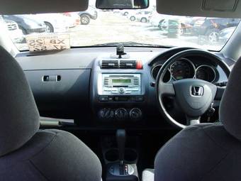 2002 Honda Fit Images