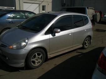 2002 Honda Fit Pictures