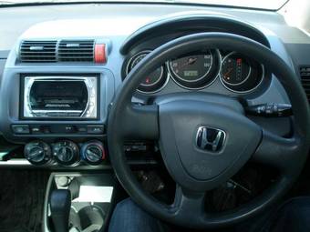 2002 Honda Fit Pictures