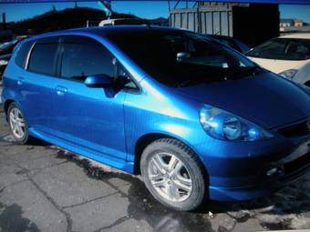 2002 Honda Fit Photos