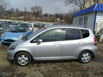 2002 Honda Fit Pictures