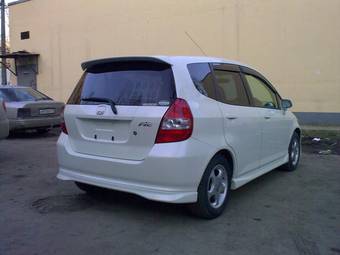 2002 Honda Fit Pictures