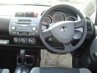 2002 Honda Fit Photos