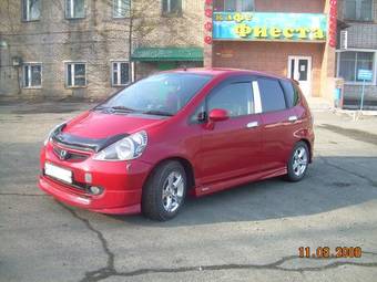 2002 Honda Fit Photos