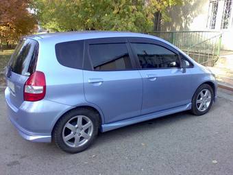 2002 Honda Fit Photos