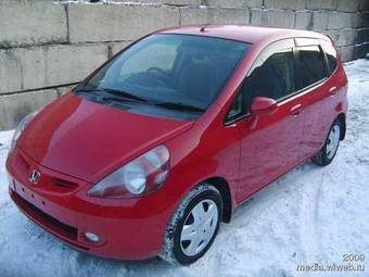 2002 Honda Fit Photos