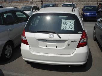 2002 Honda Fit Pictures