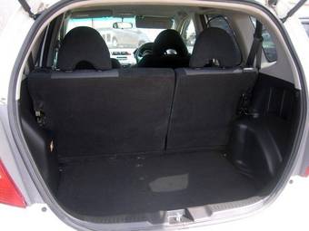 2002 Honda Fit Photos