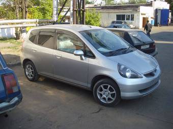 2002 Honda Fit Photos