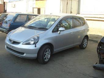 2002 Honda Fit Photos