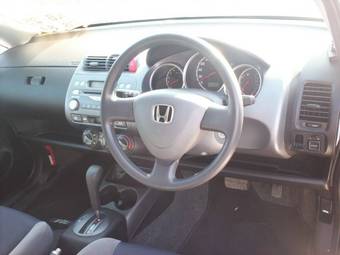 2002 Honda Fit Photos