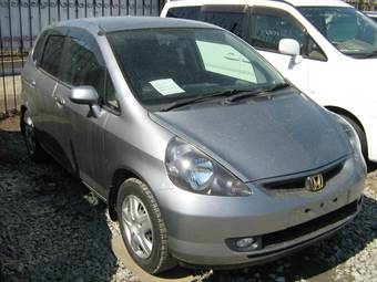 2002 Honda Fit Pictures