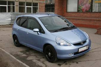 2002 Honda Fit Photos