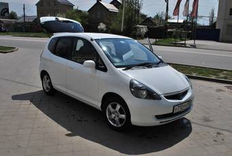 2002 Honda Fit Photos
