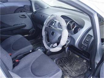 2002 Honda Fit Photos