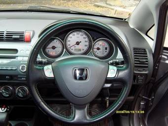 2002 Honda Fit Pics
