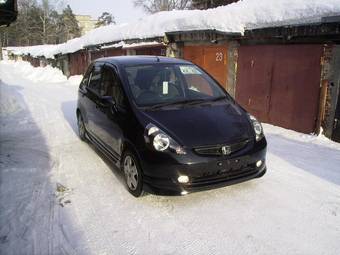 2002 Honda Fit Photos